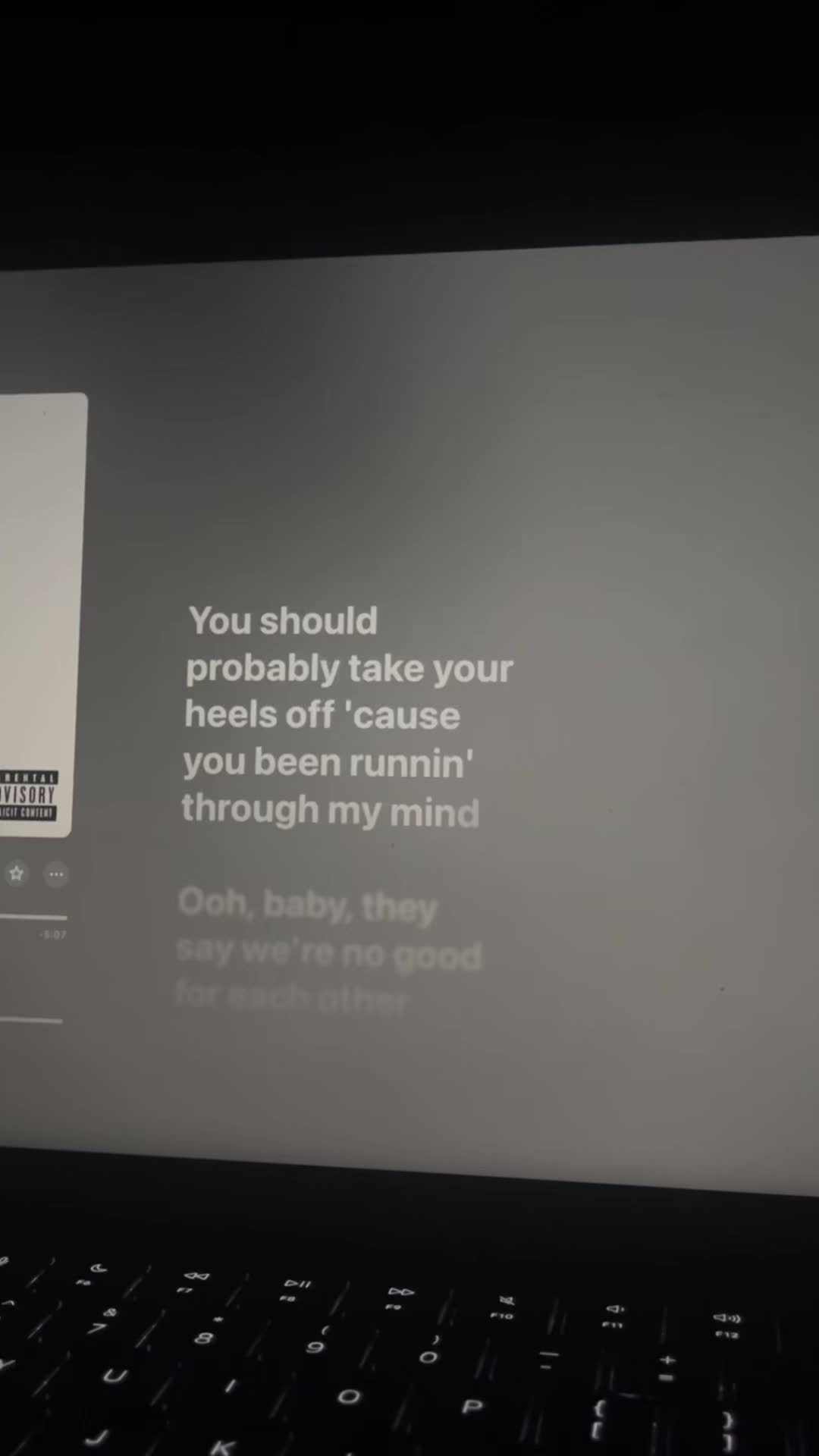 @🎧