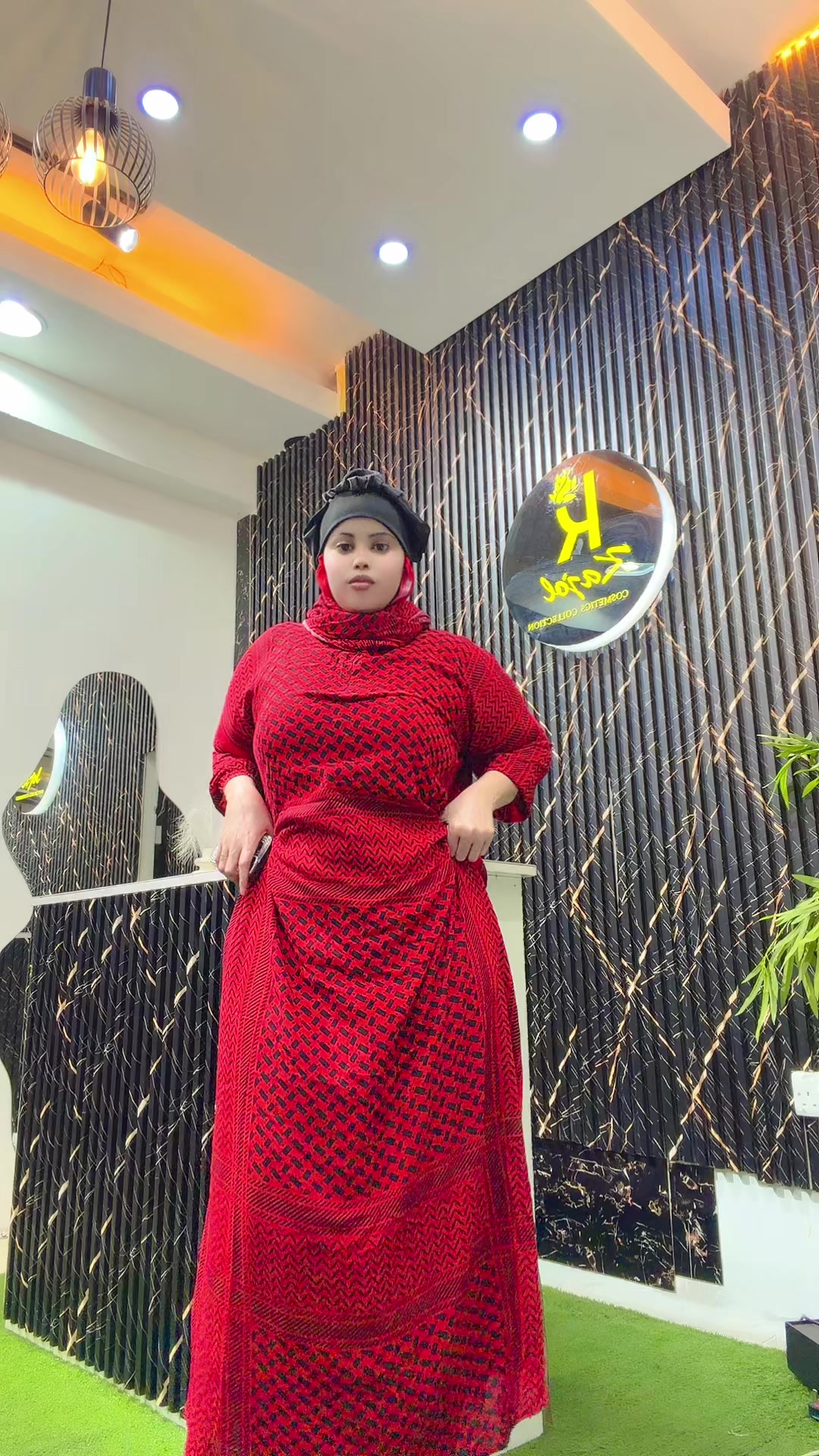 @qween_hani33