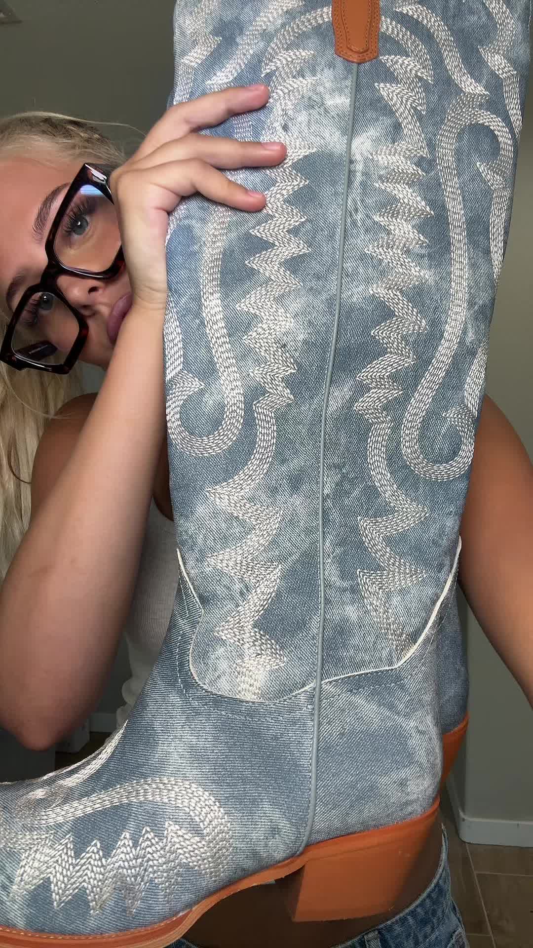 @savybrookss