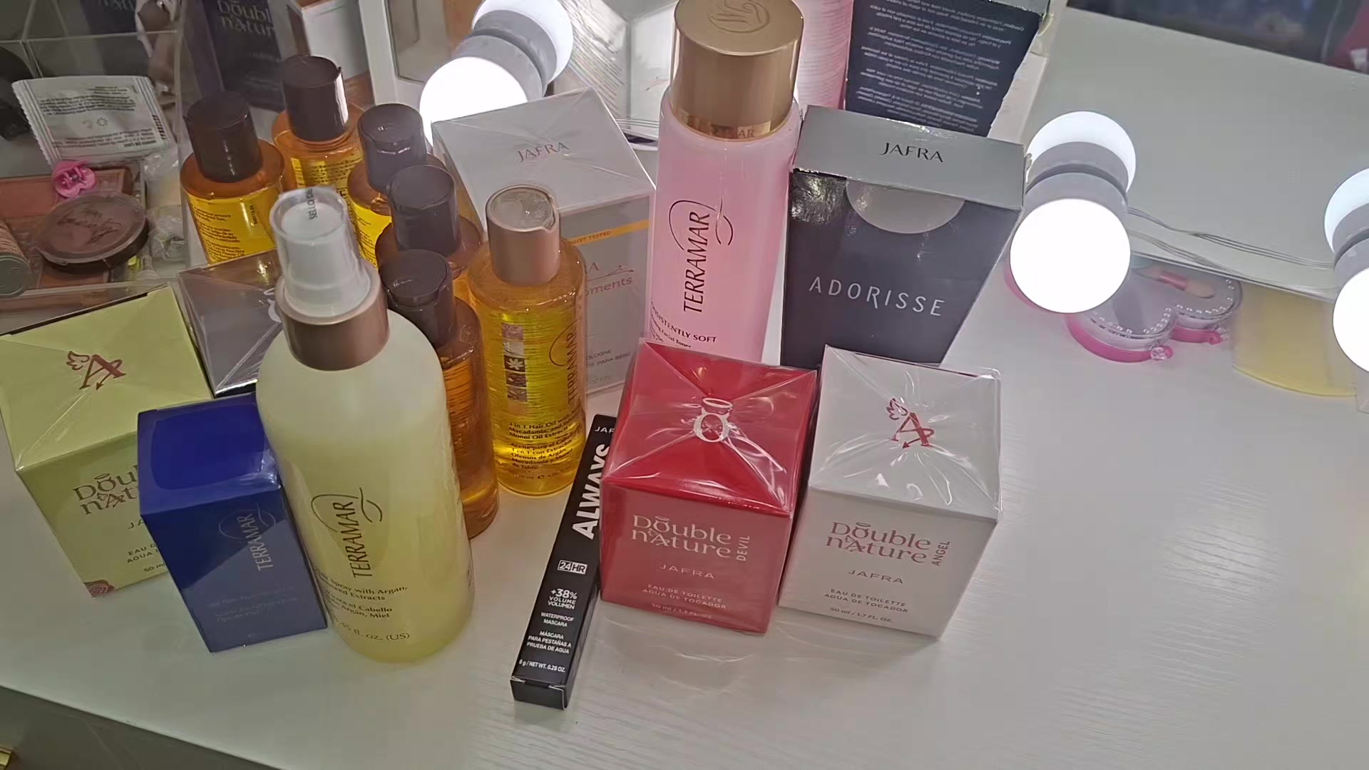 @P&N Cosmetics