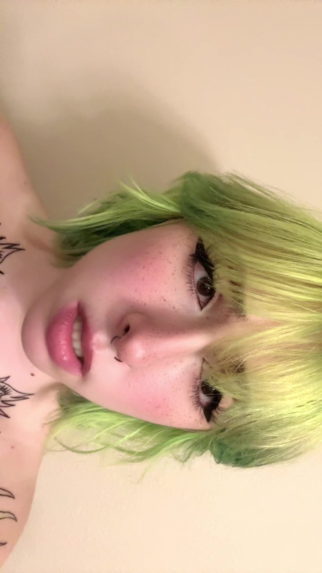 @impineapplegg
