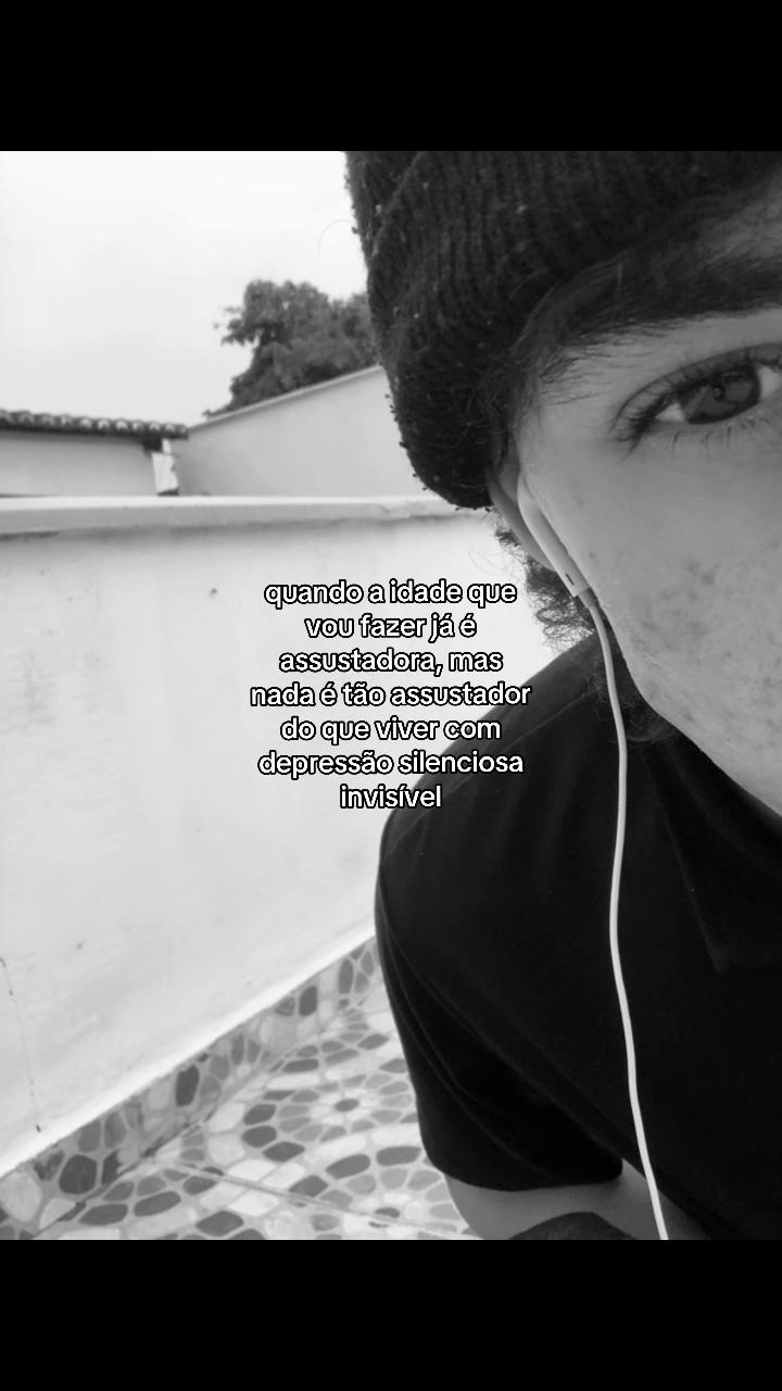 @✮