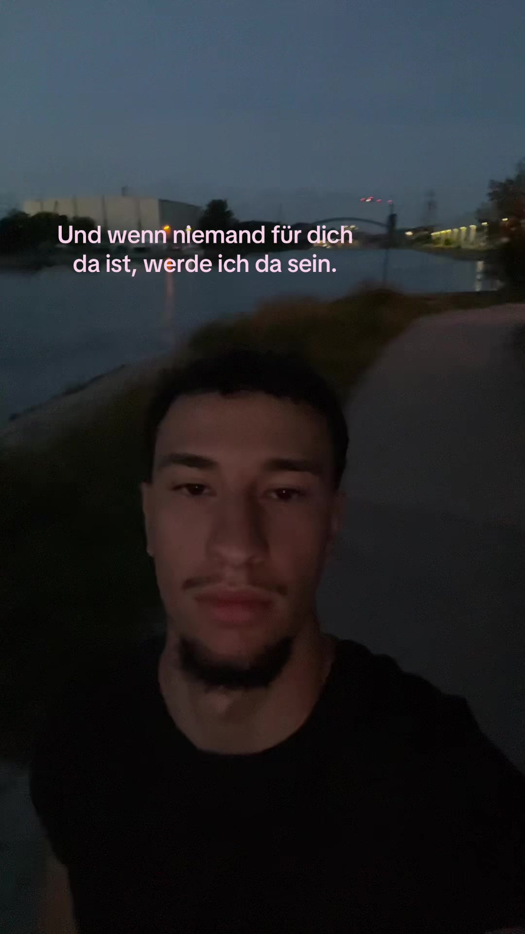 @MIT KOPF DURCH DIE DECKE