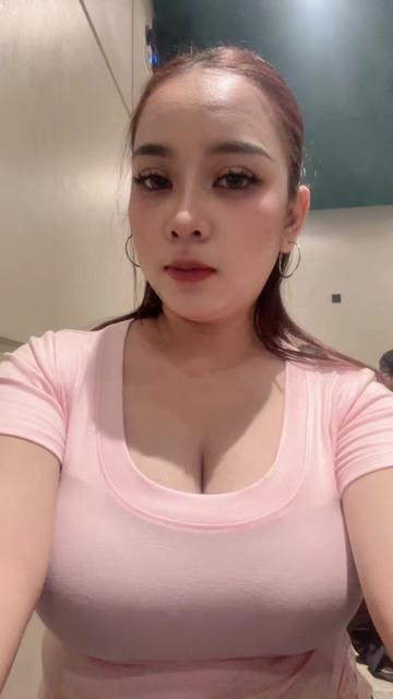 @monic