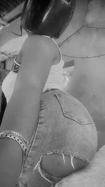 @💀LIL BADDIE GIRL 🏋️🧸🦋♐🎧🔐