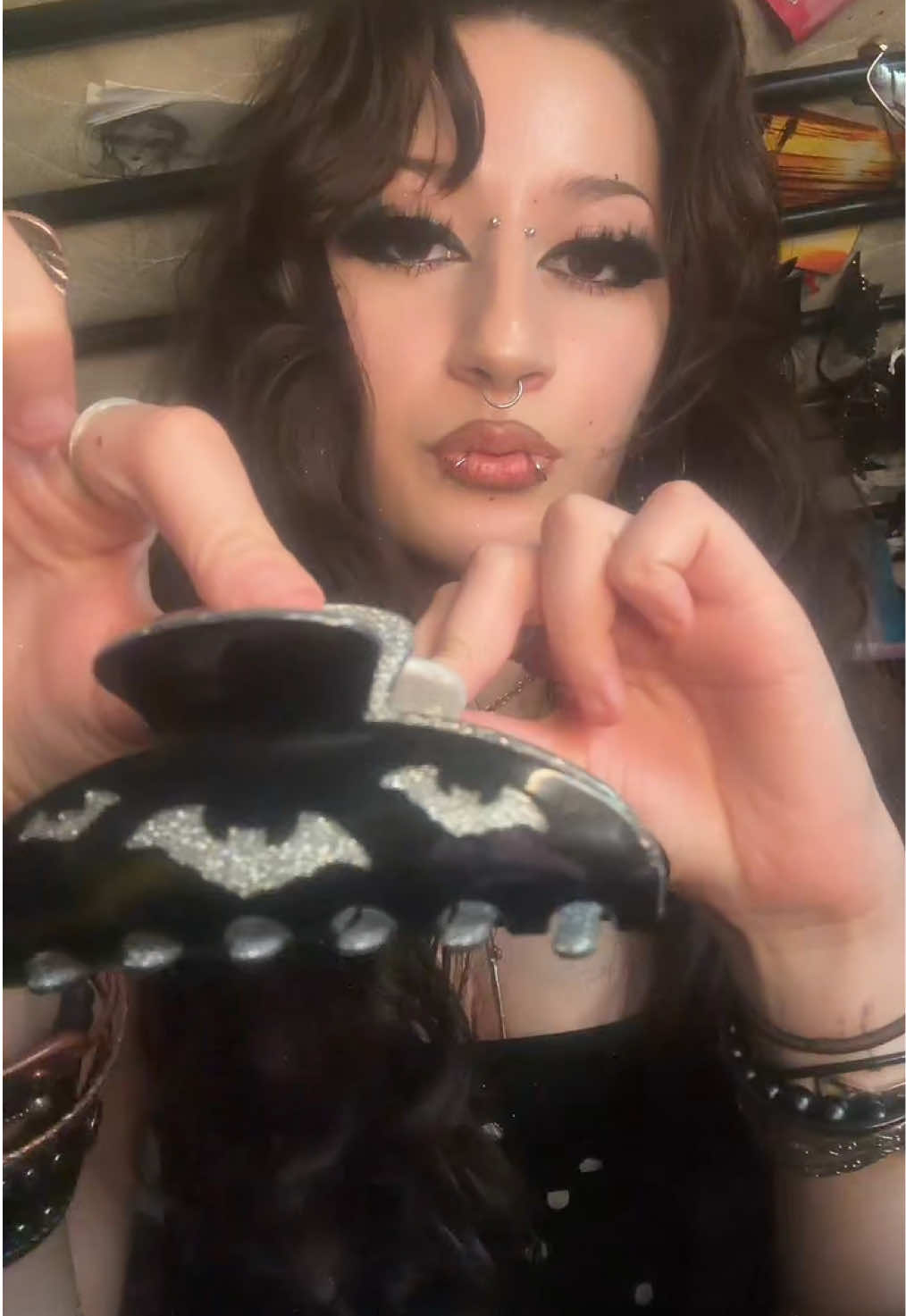 @🦇