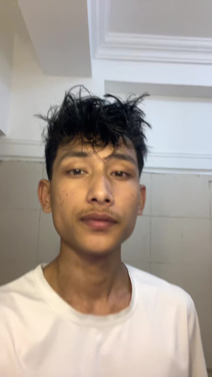 @✮