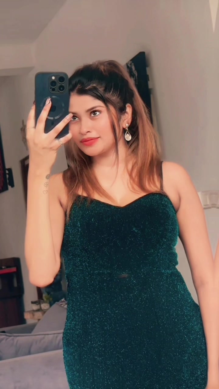@ROOSARA / රූසරා  🤍