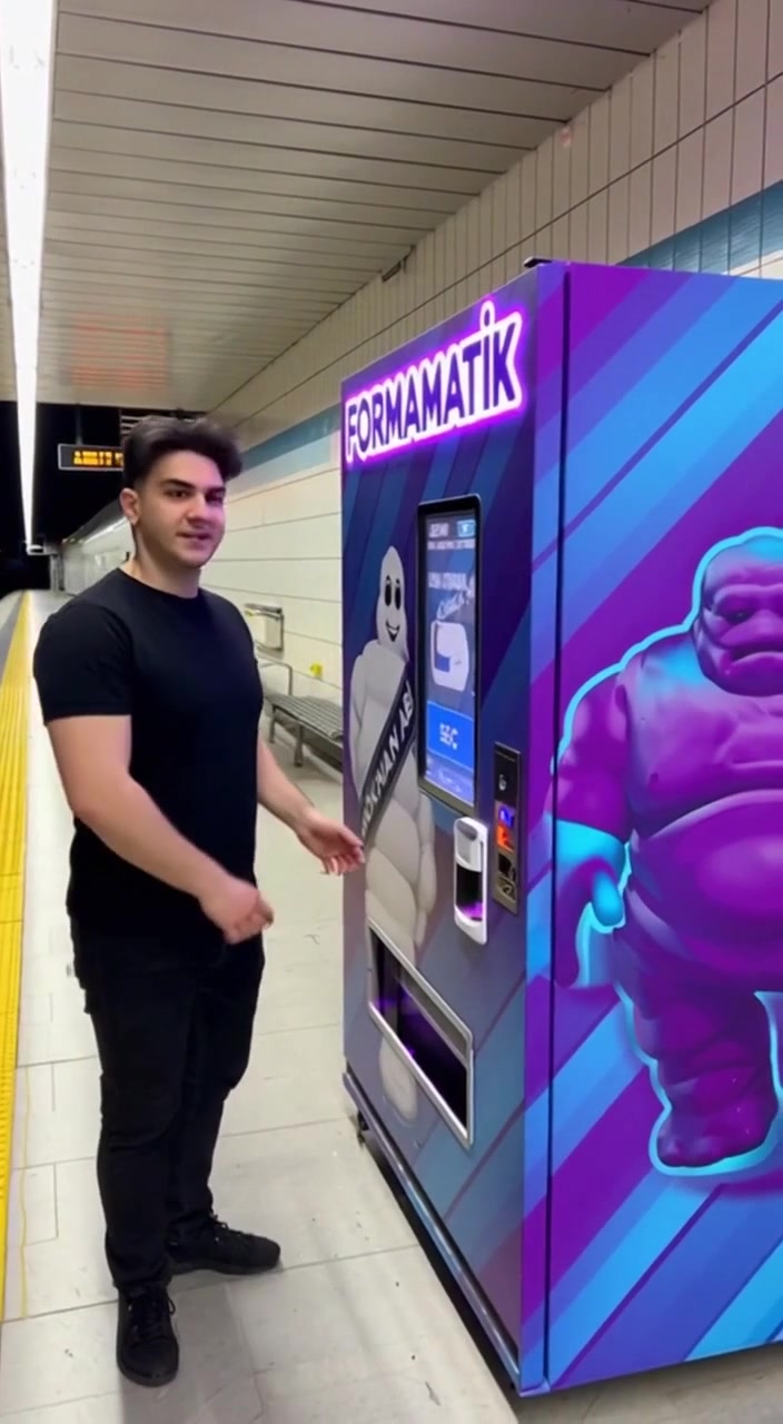 @cr_shitpost