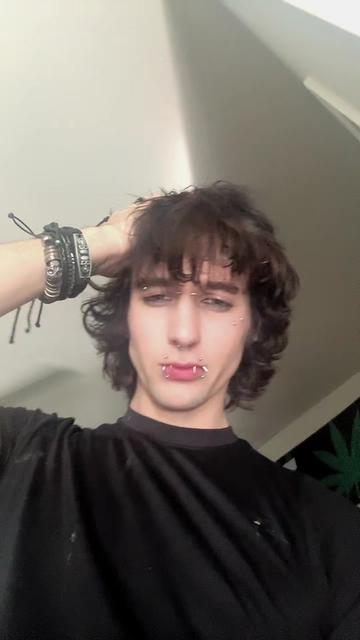 @stinkypoopydoodoofarts