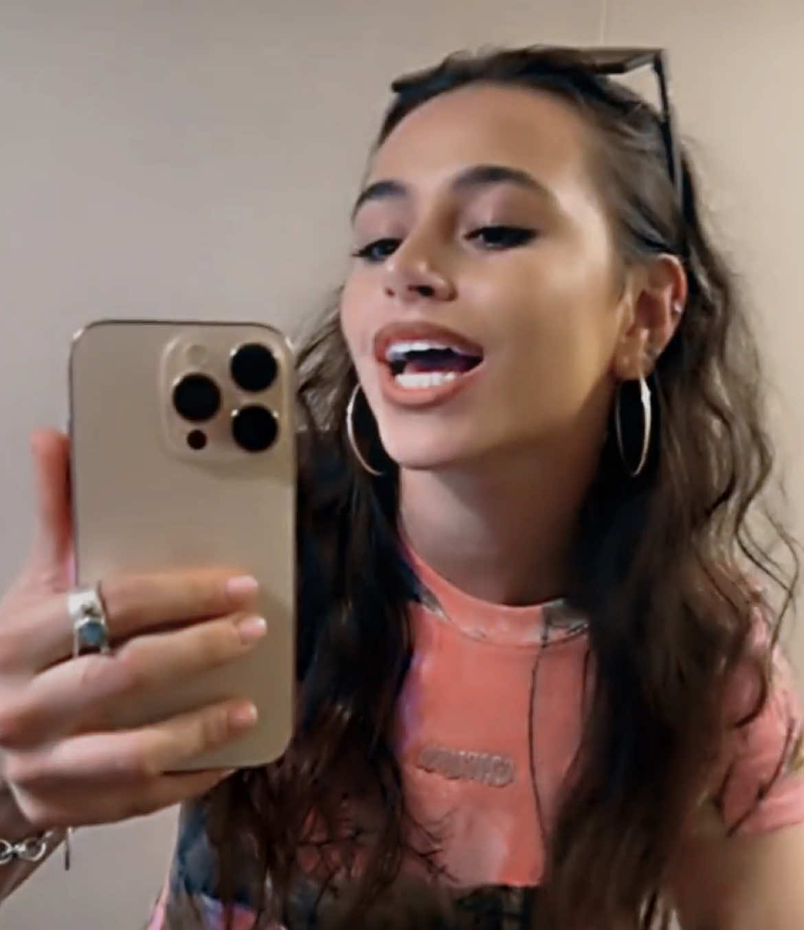 @v