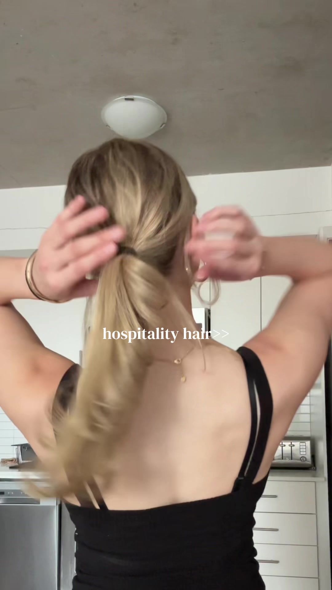 @KYRA| WELLNESS + FASHION