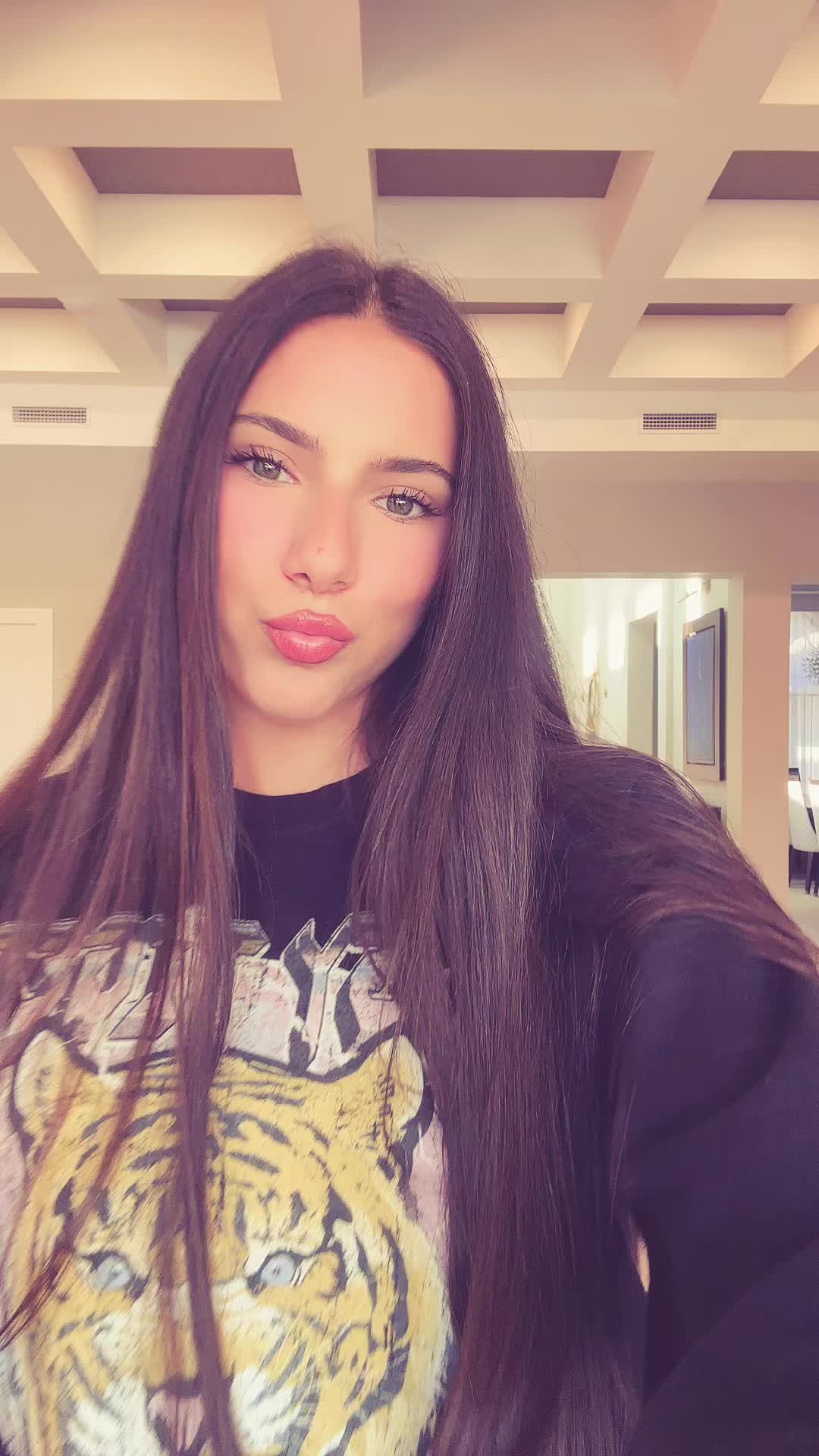 @🙈