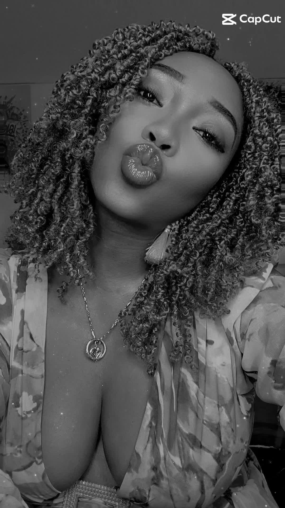 @Keisha♏️🇬🇾