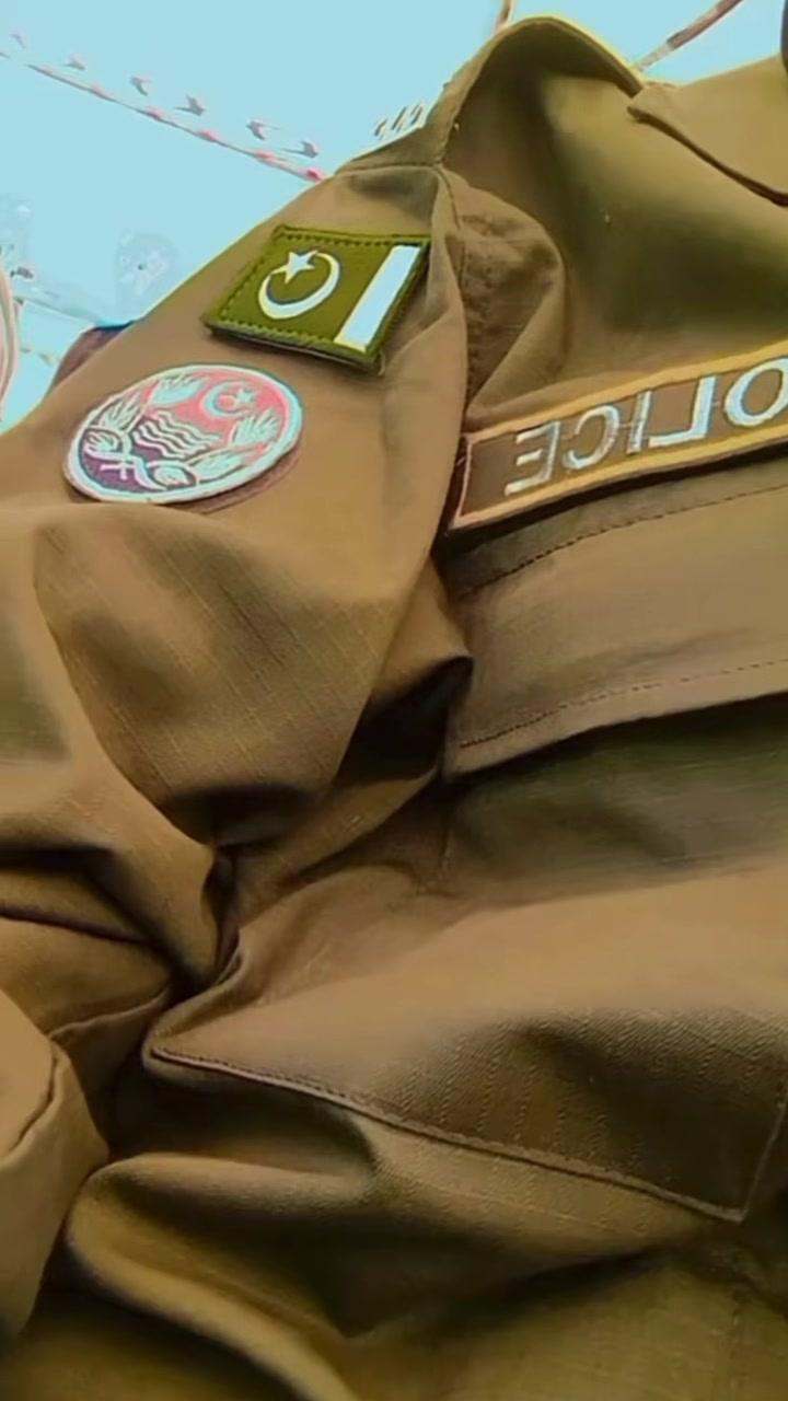 @Police girl👮🏻♀️