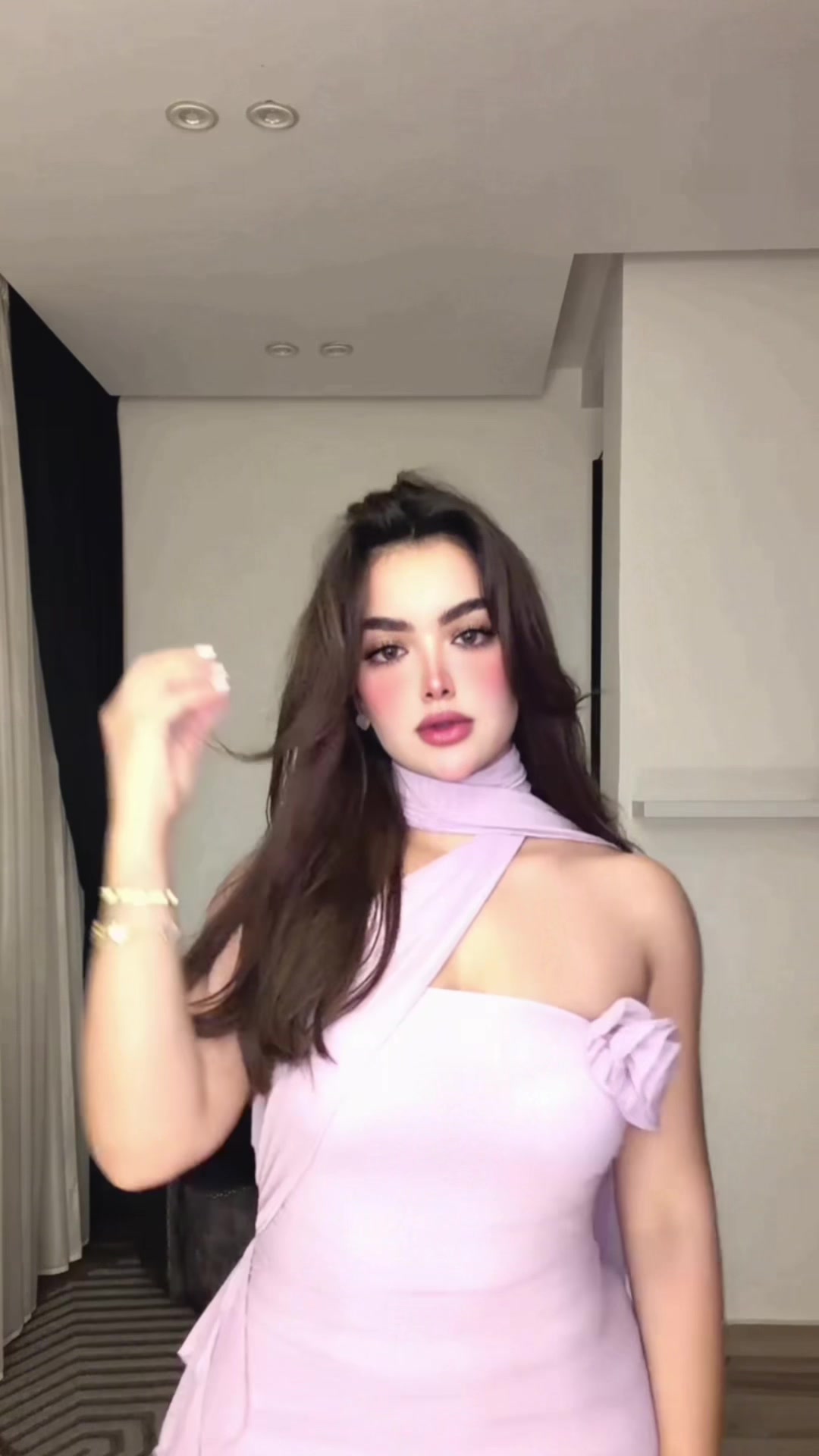 @MARYAM🦋