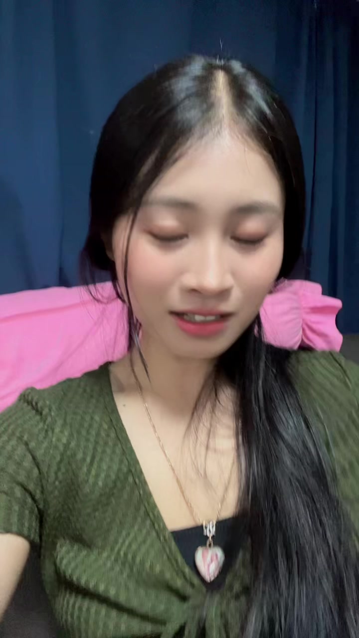 @V💫