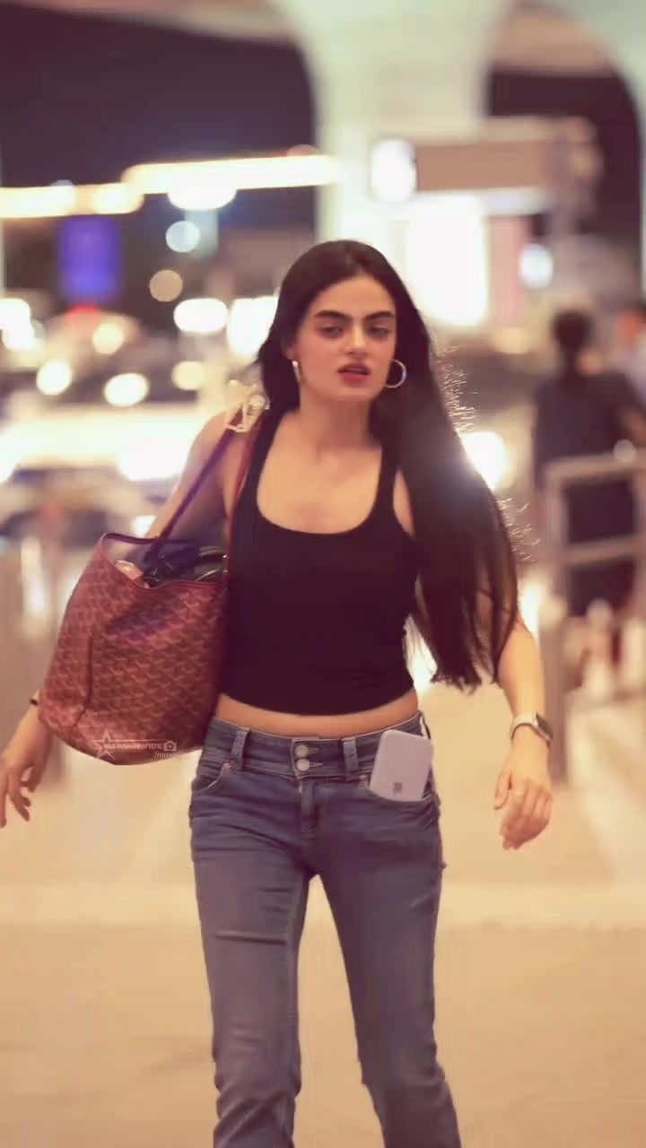 @RUHAANIKA DHAWAN
