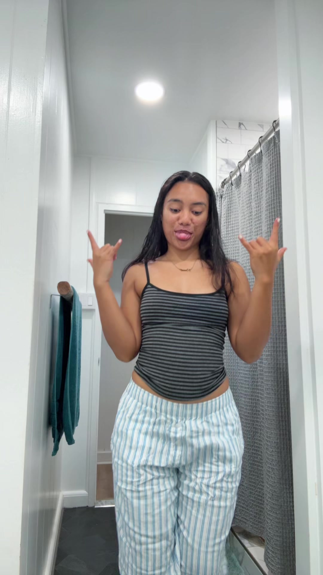 @💃
