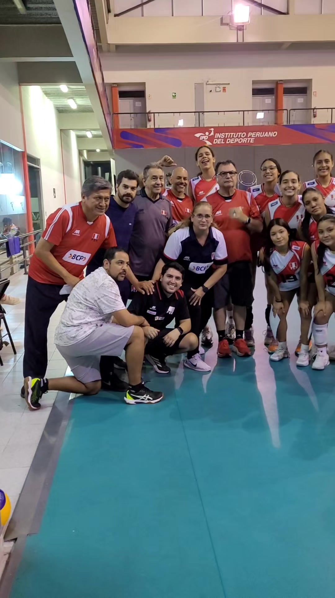 @Federaci&oacute;n Peruana de V&oacute;leibol
