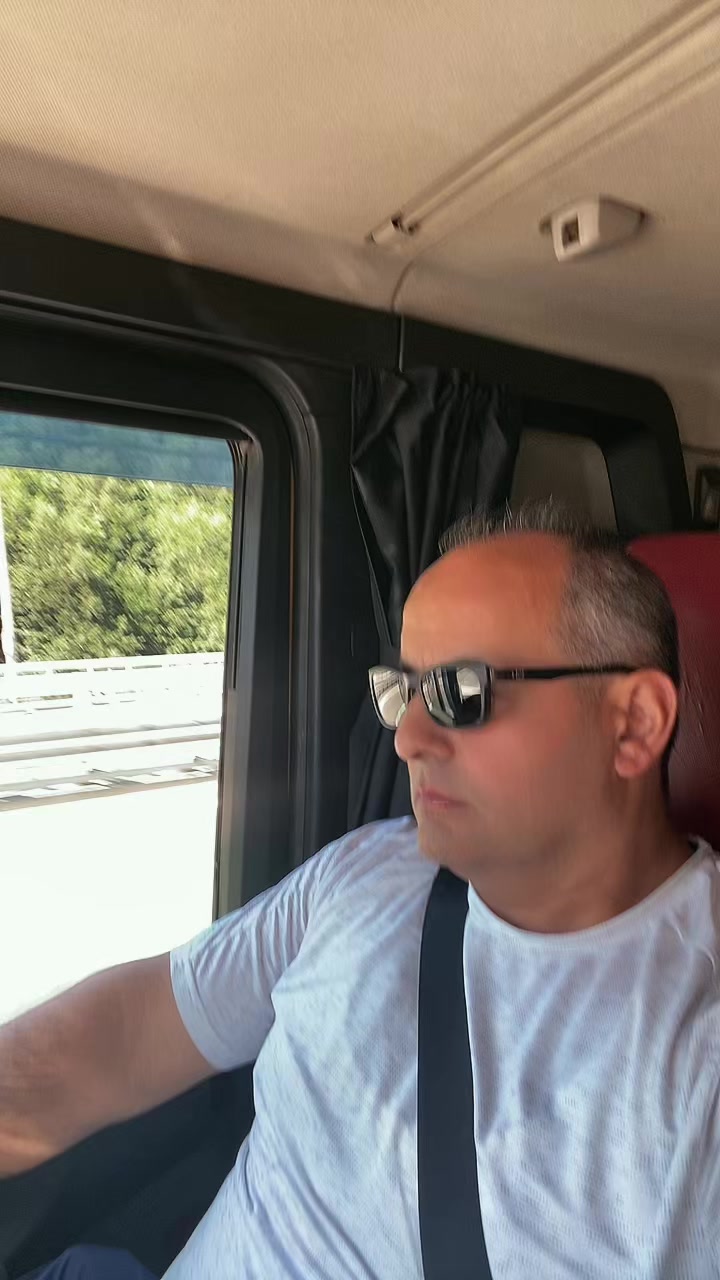 @Yaşar &Ouml;zdemir