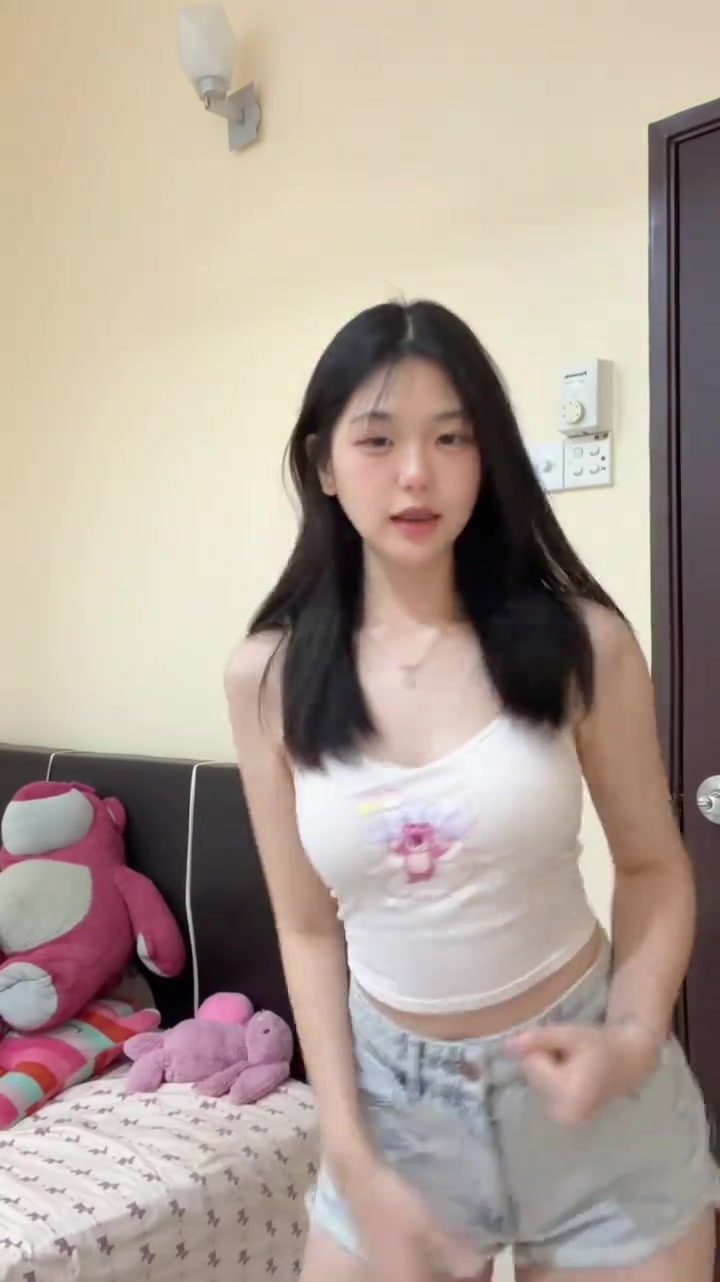 @Tạp Ho&aacute; Review 🛒
