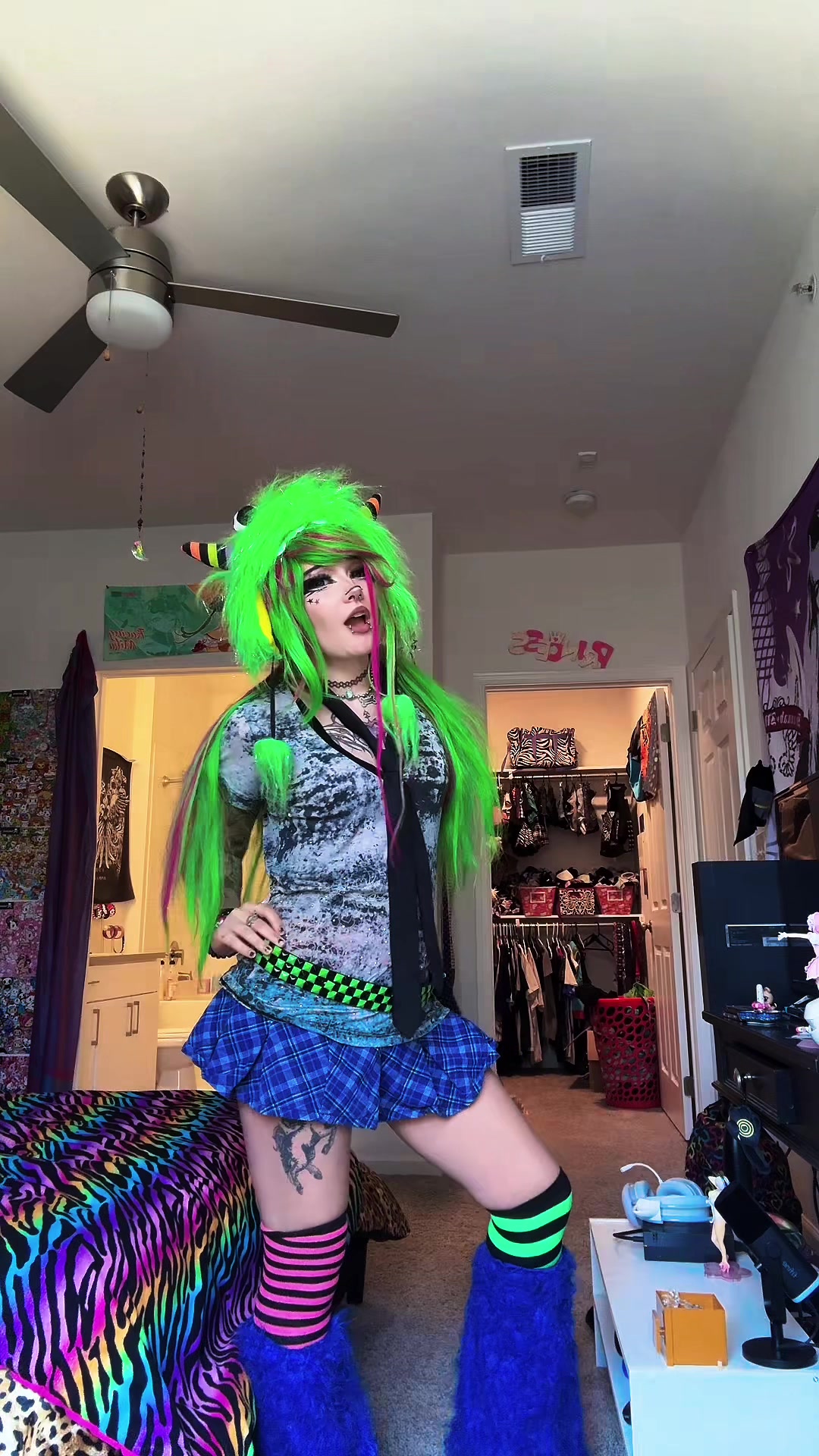 @xandrawrrr