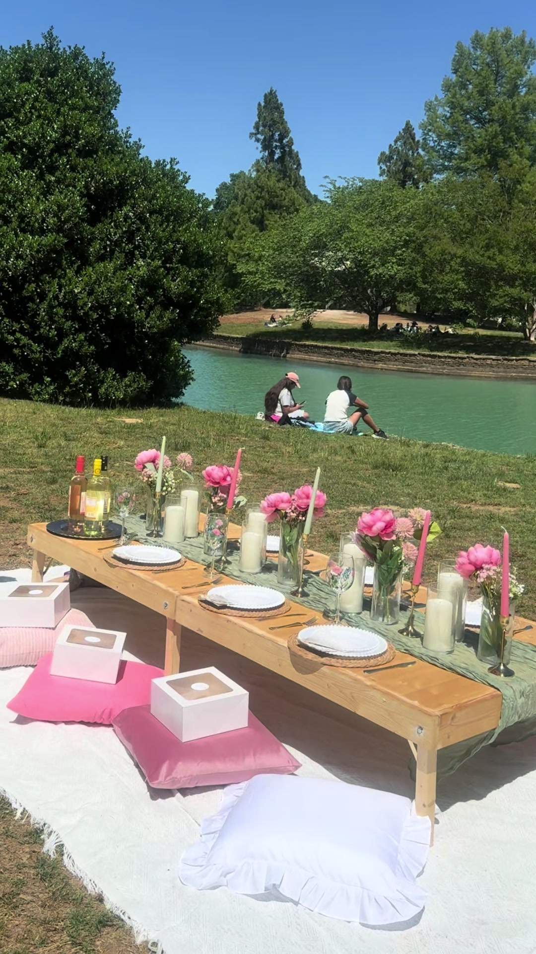 @Nikia | CLT Event Planner