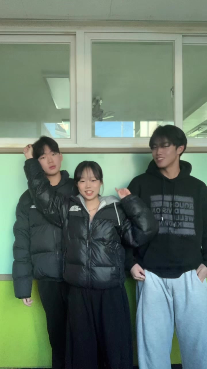 @와니