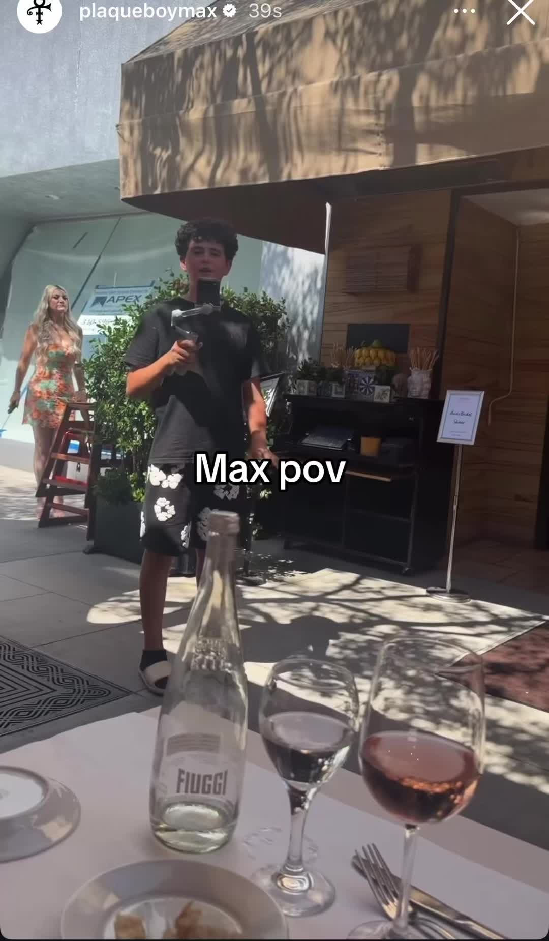 @MAX fanpage