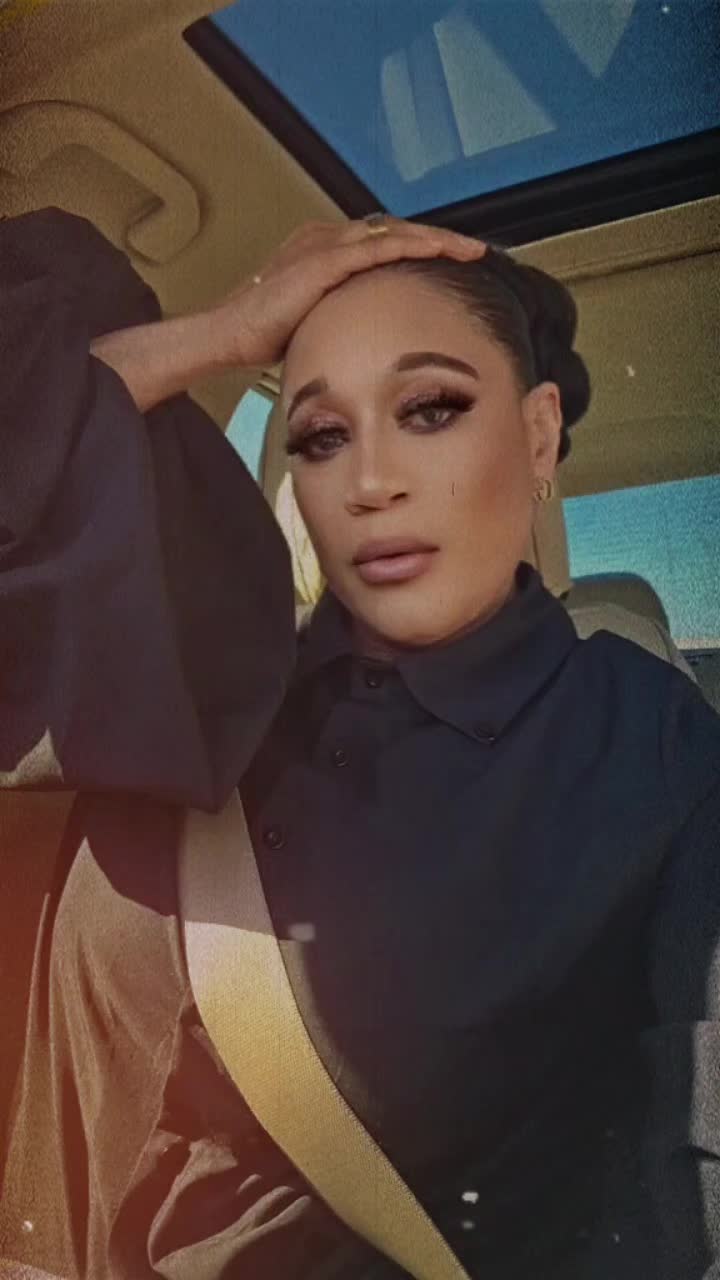 @Demi