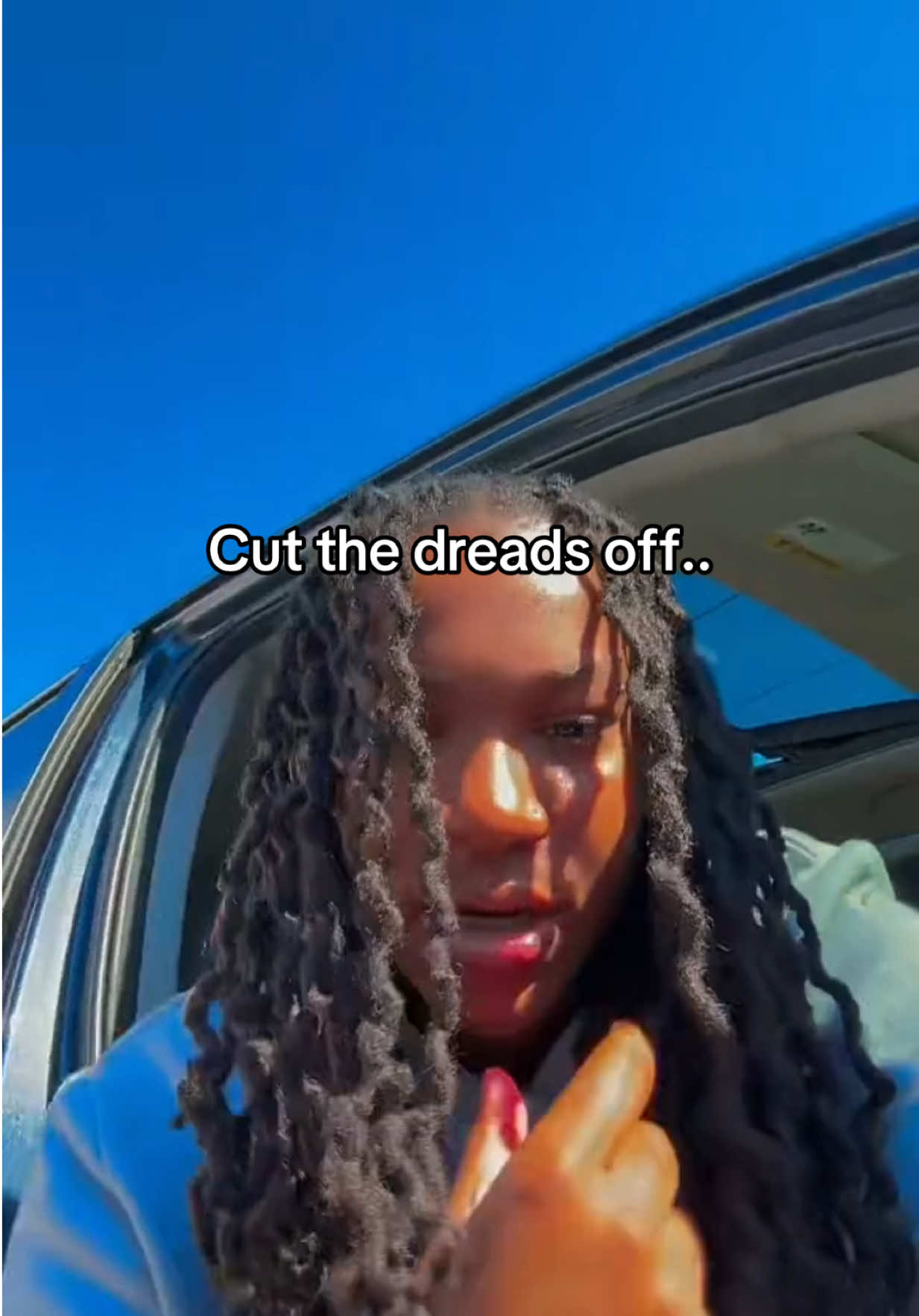@T💫