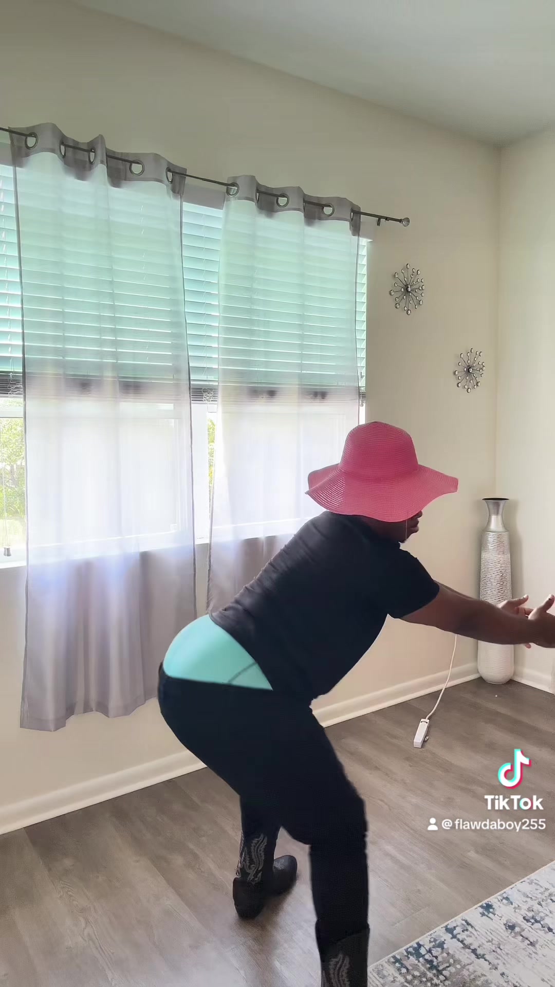 @FlawdaBoy255