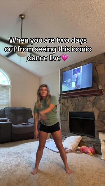 @Dani Marie💜