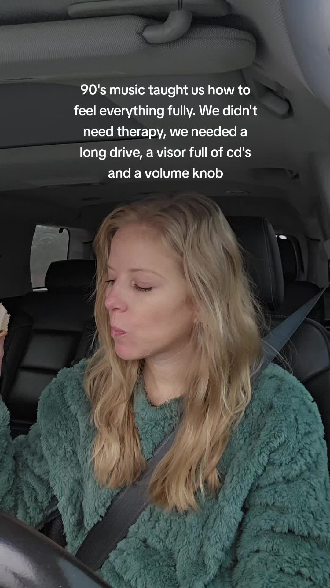 @kellygreendaisy