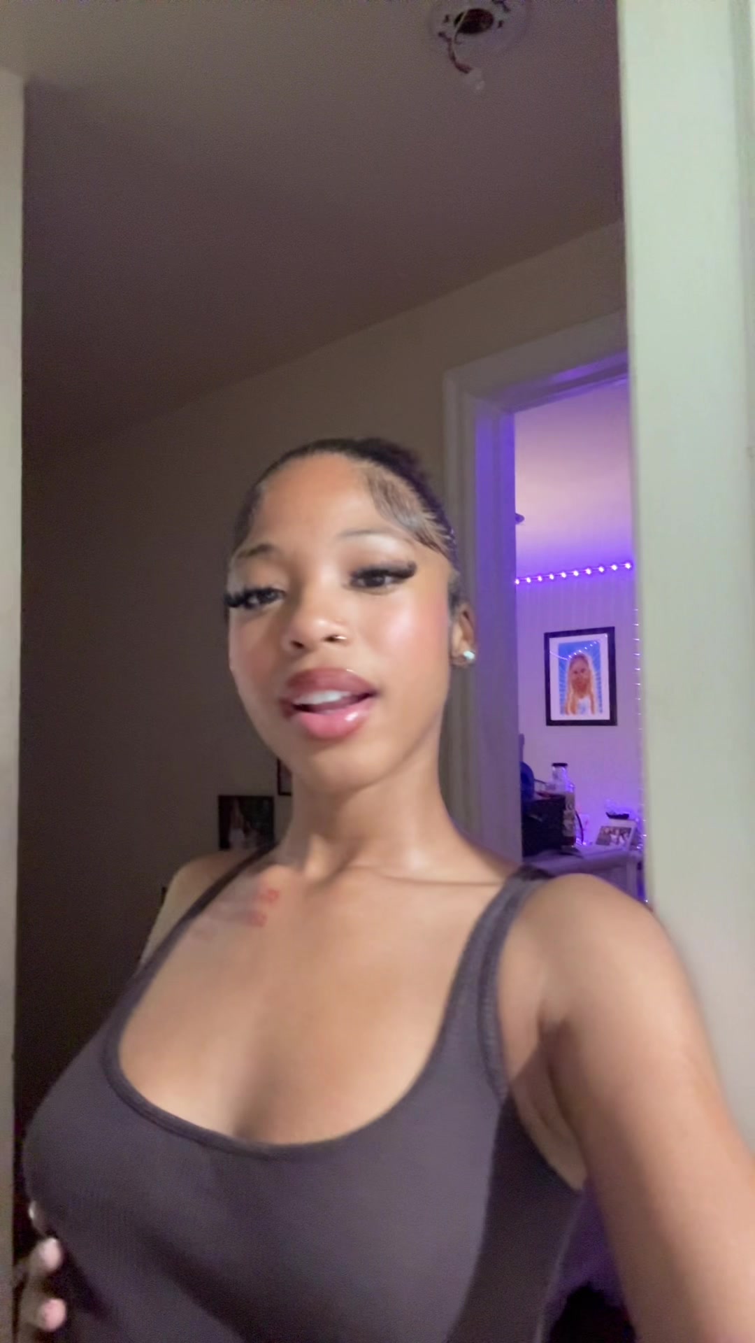 @naomi🌟