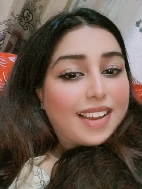 @Neha Live