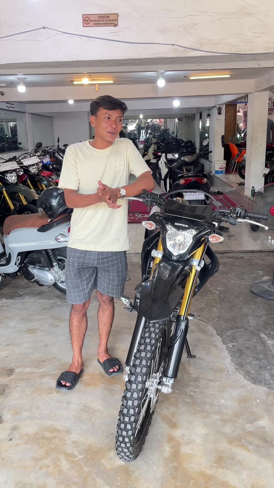 @Agnes Motor Perbaungan