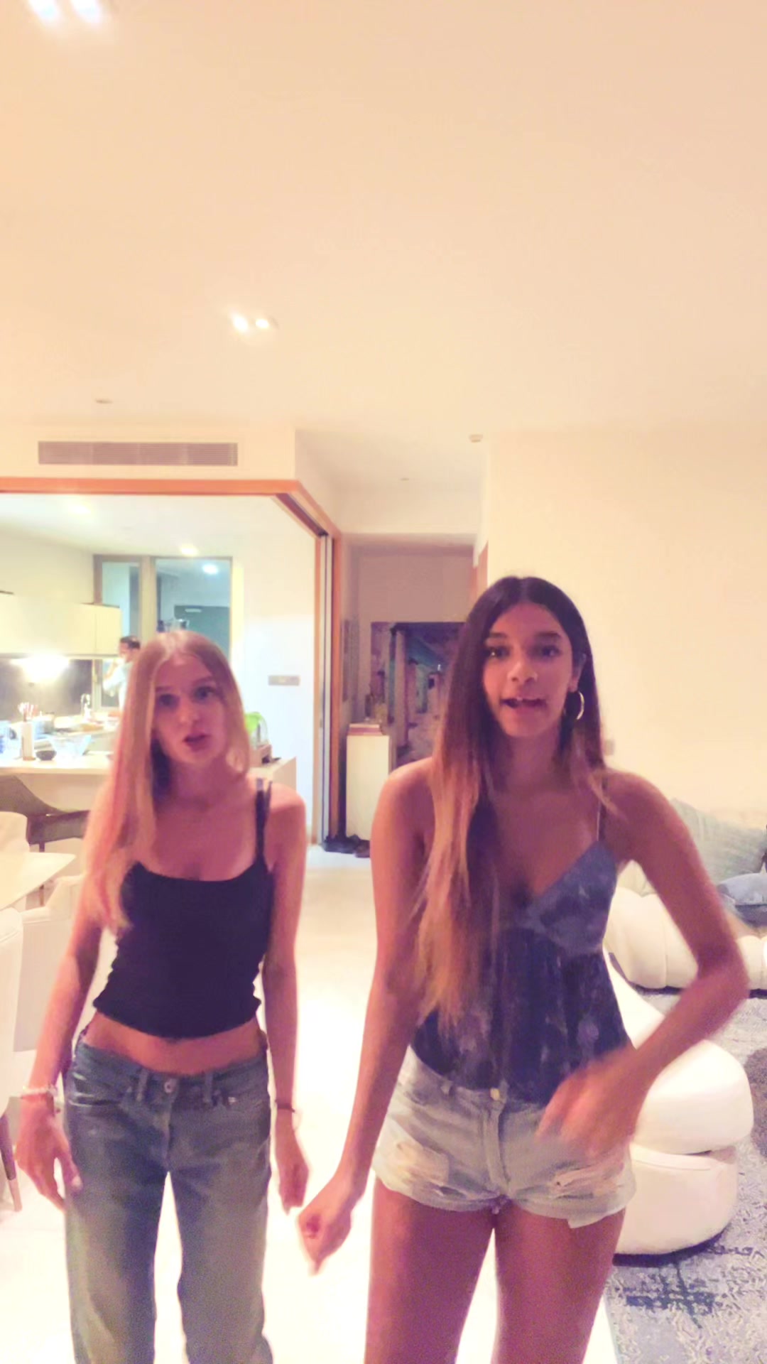 @tara