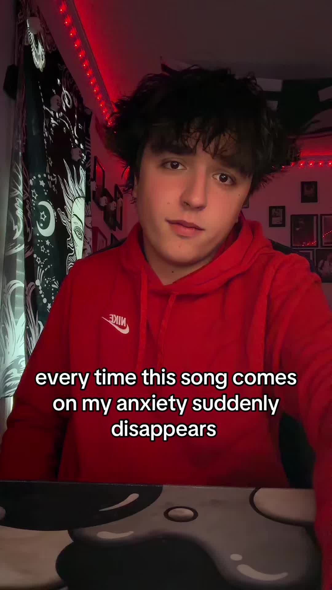 @T