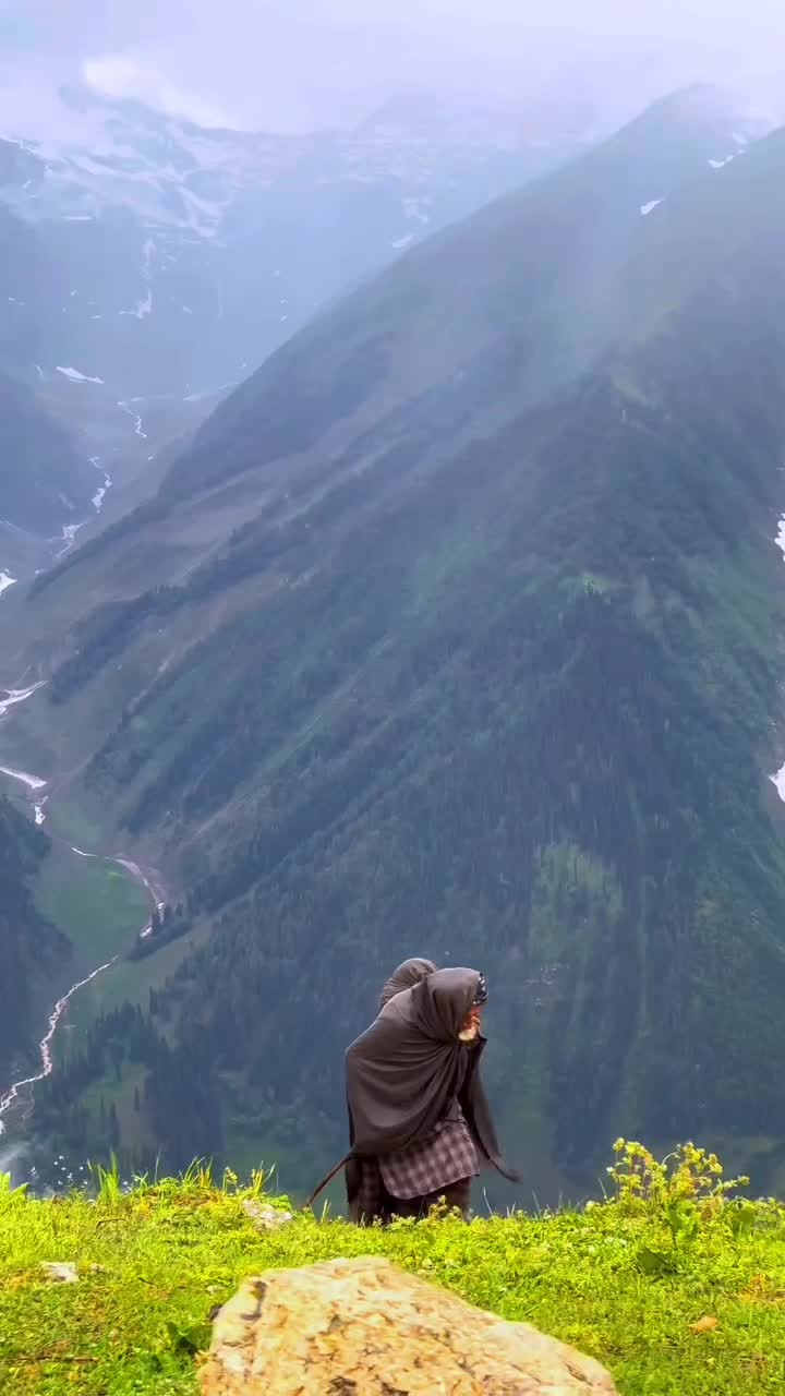 @𝐛𝐞𝐚𝐮𝐭𝐢𝐟𝐮𝐥𝘃𝗶𝗲𝘄🏞️