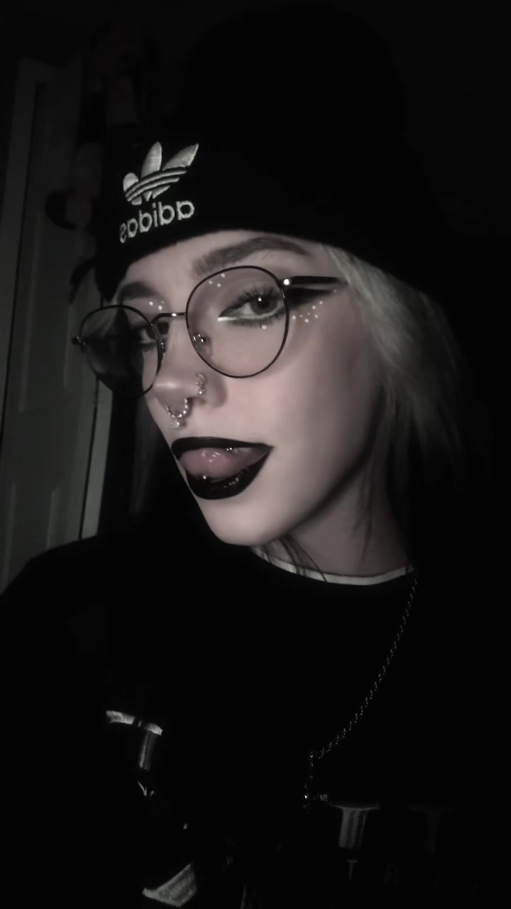 @Lyndsi🥀