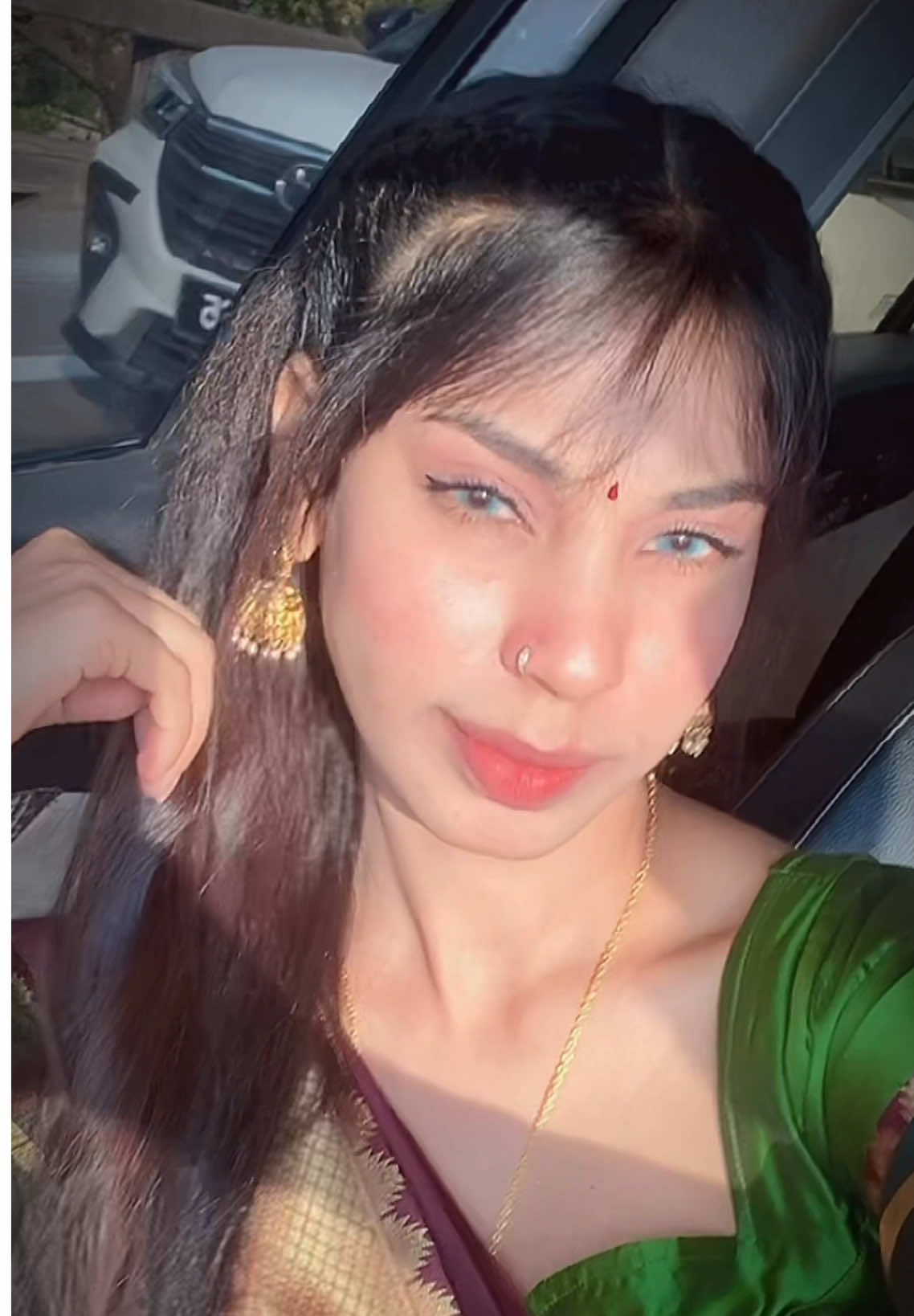 @Reethayr