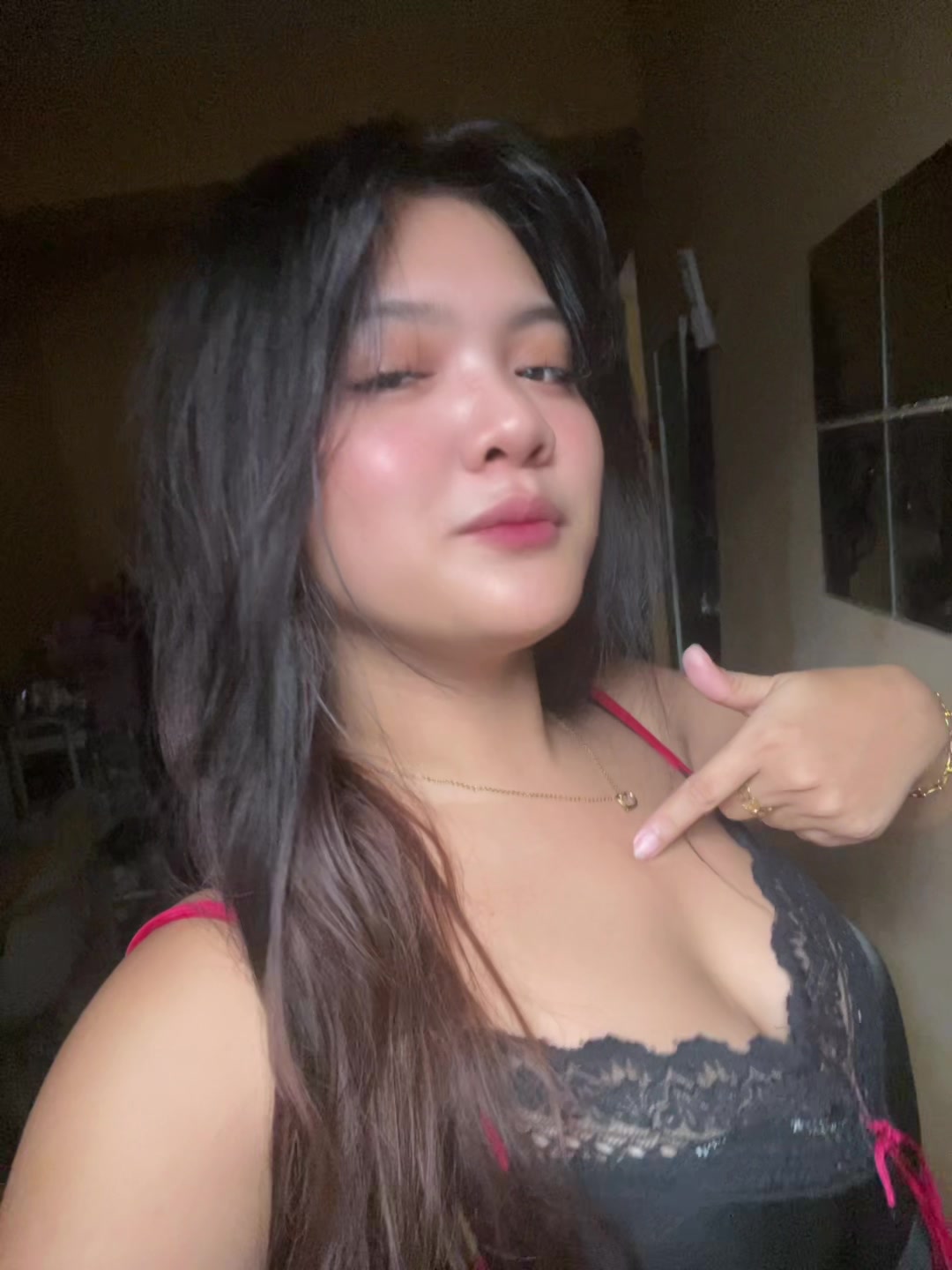 @𝓢𝓱𝓪𝓲𝓷𝓮 ✨