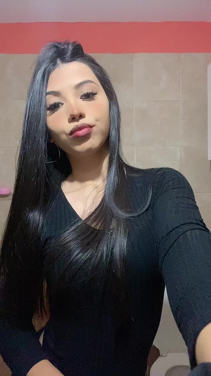 @valeeeeeen🦋