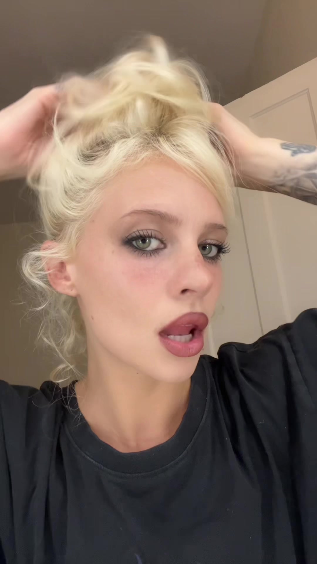 @nikkiekent