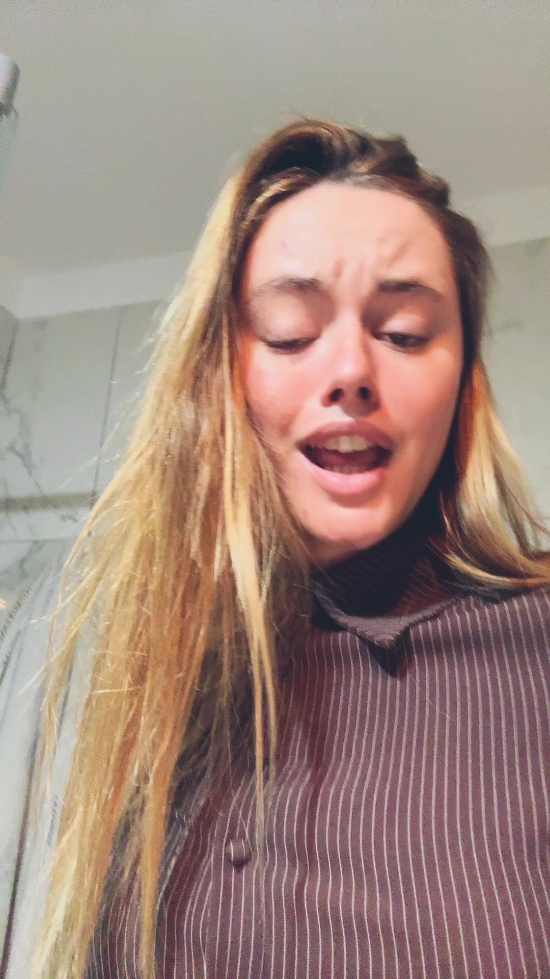 @anaavanmidd
