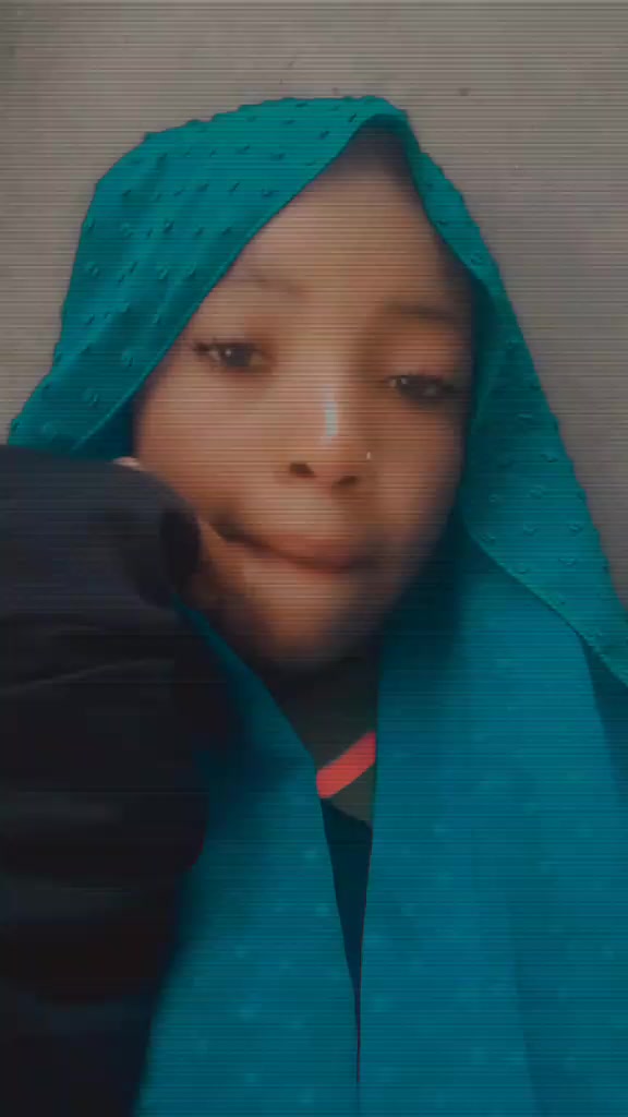 @meera🥰✈️