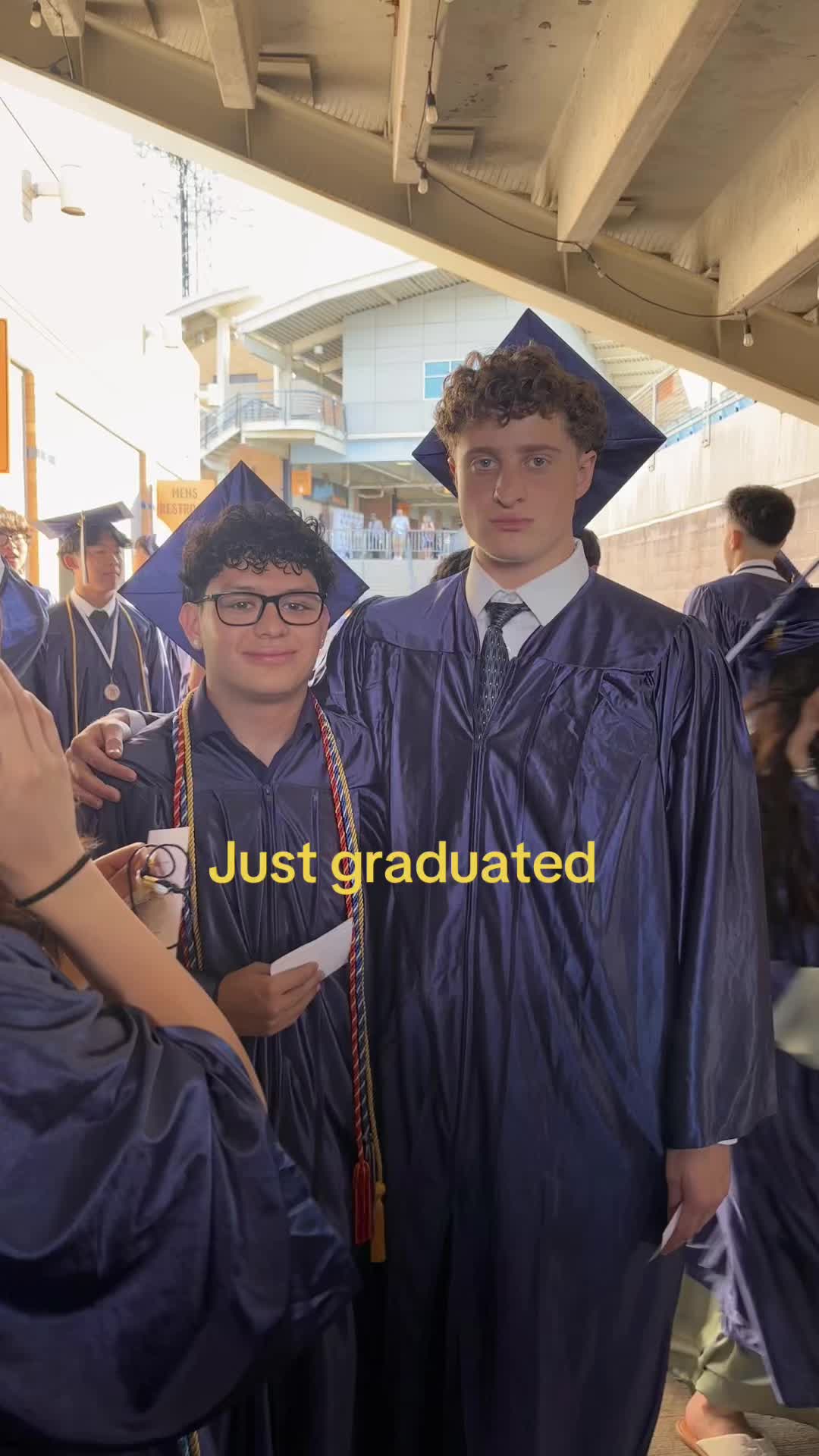 @MAX 🕰️