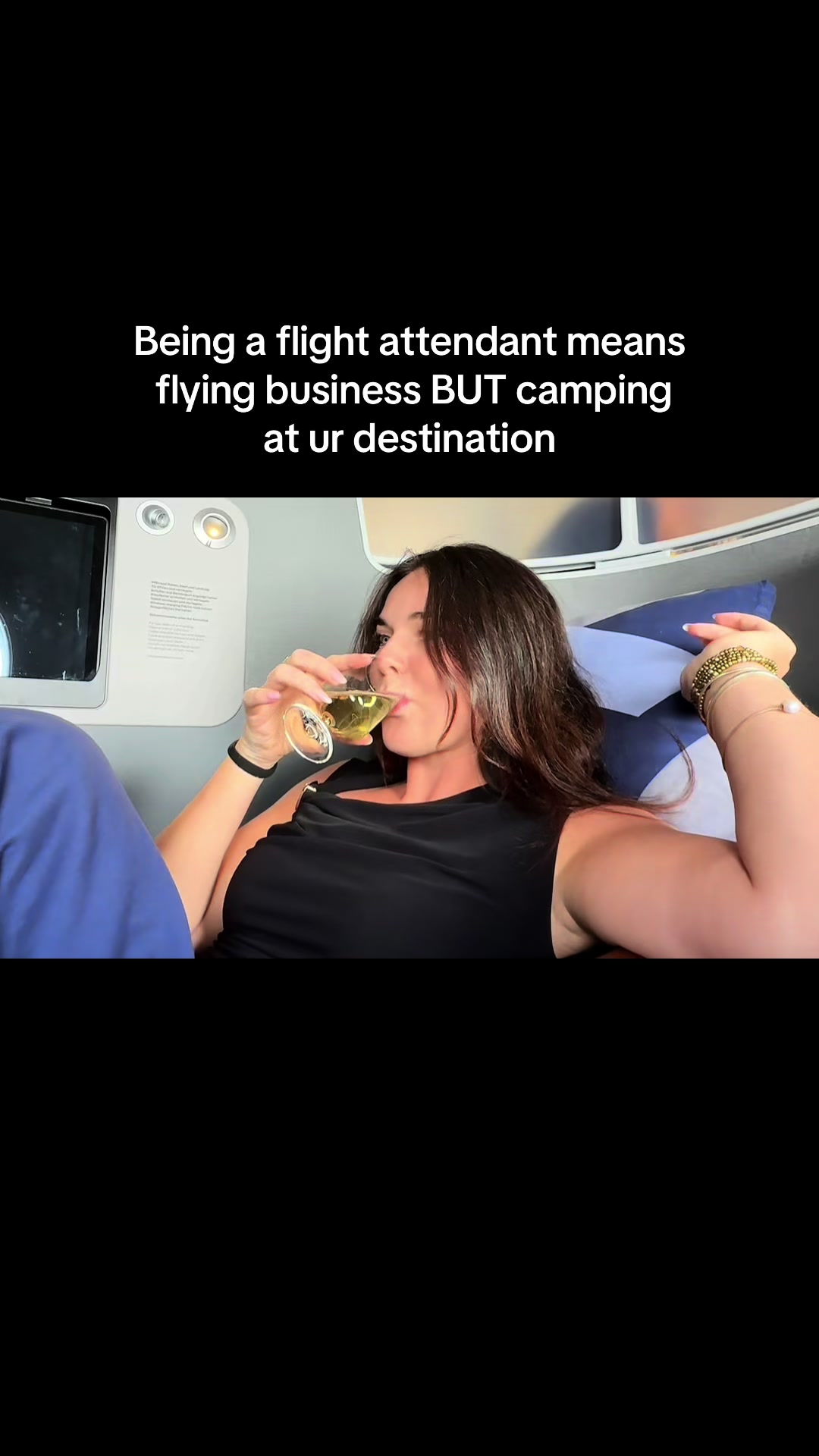 @Charli ✈️